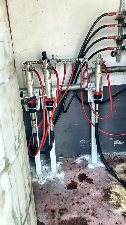 Pompa grubu ve hortum bağlantıları
